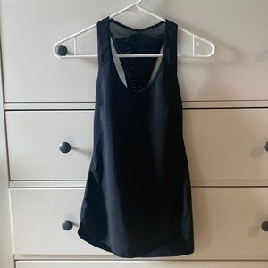 Black lululemon tank
